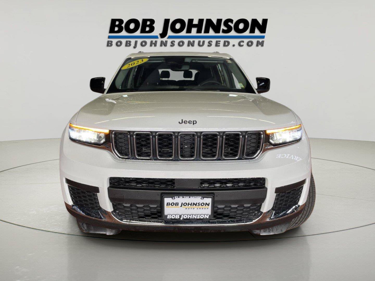 Used 2023 Jeep Grand Cherokee L Laredo AWD/4WD image 2
