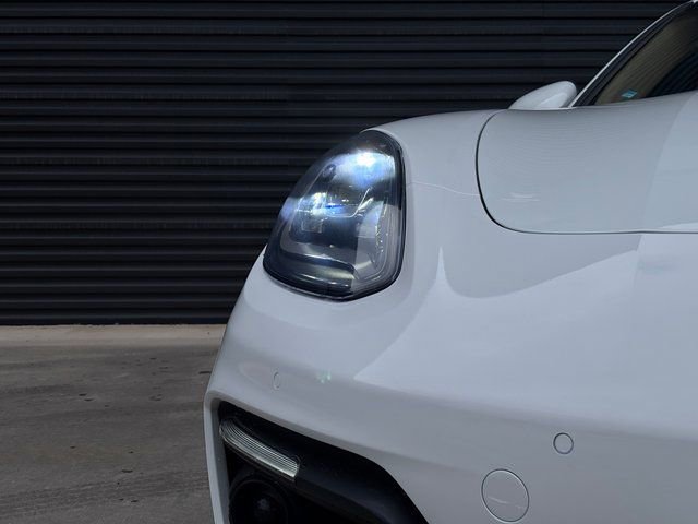 Certified 2023 Porsche Panamera Platinum Edition image 12