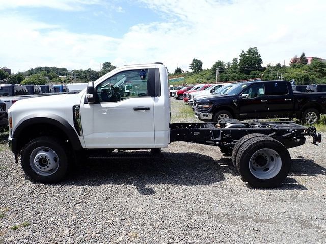 New 2025 Ford F600 4x4 Regular Cab Super Duty w/ XL Chrome Package image 2