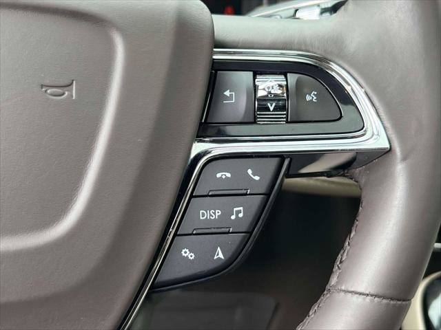 Used 2023 Lincoln Nautilus Reserve AWD/4WD image 26