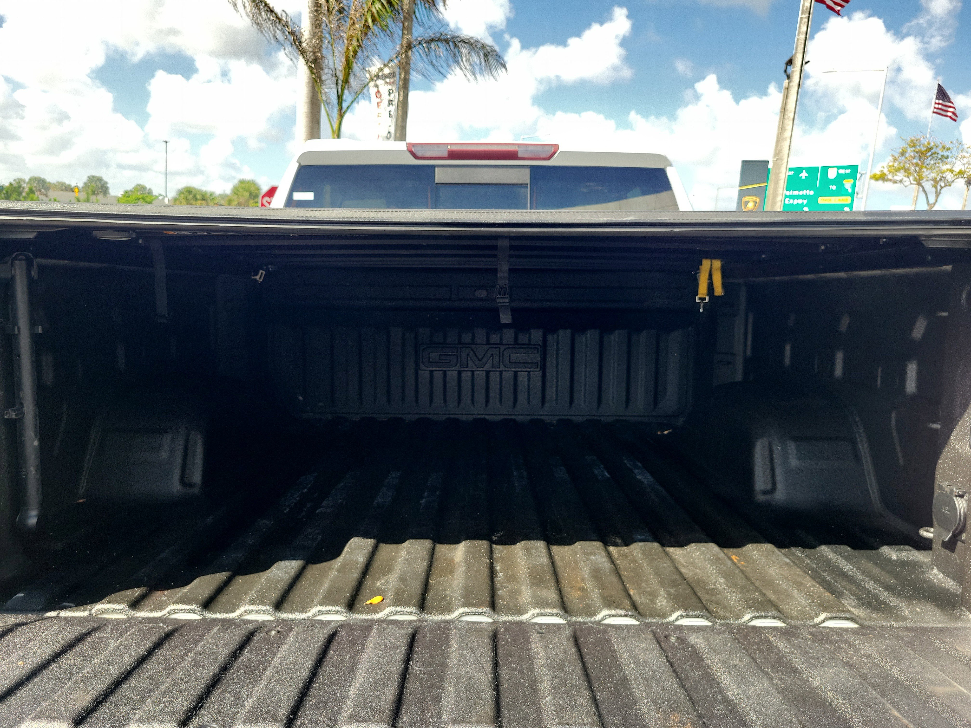 Used 2021 GMC Sierra 1500 SLT w/ SLT Premium Package image 23