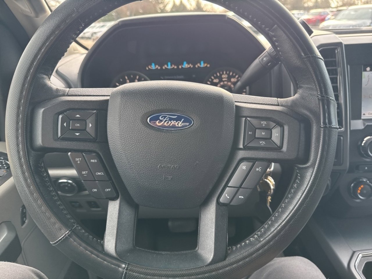 Used 2018 Ford F150 XLT w/ Equipment Group 302A Luxury image 17