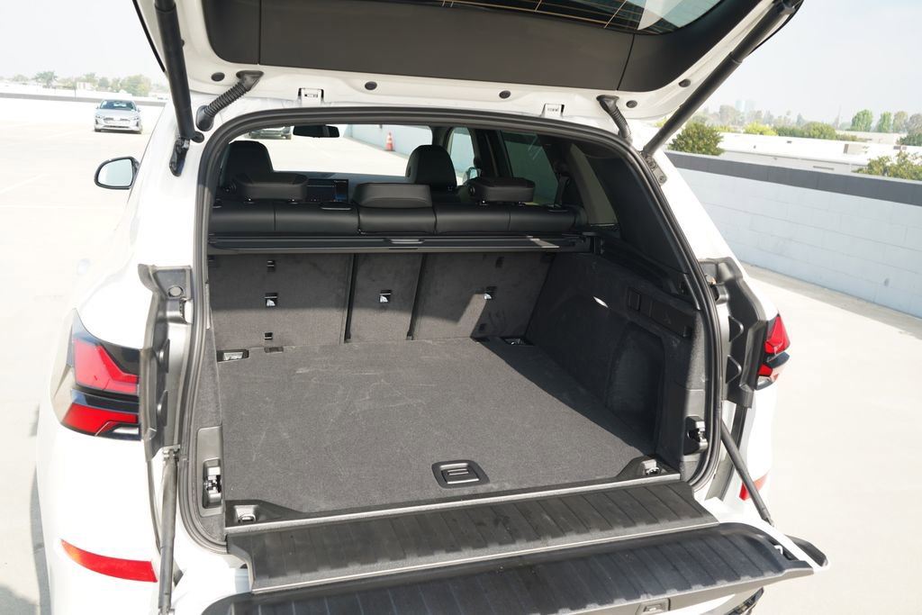 New 2026 BMW X5 xDrive40i w/ M Sport Package image 17