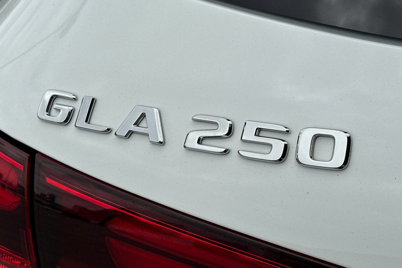 Certified 2024 Mercedes-Benz GLA 250 image 41