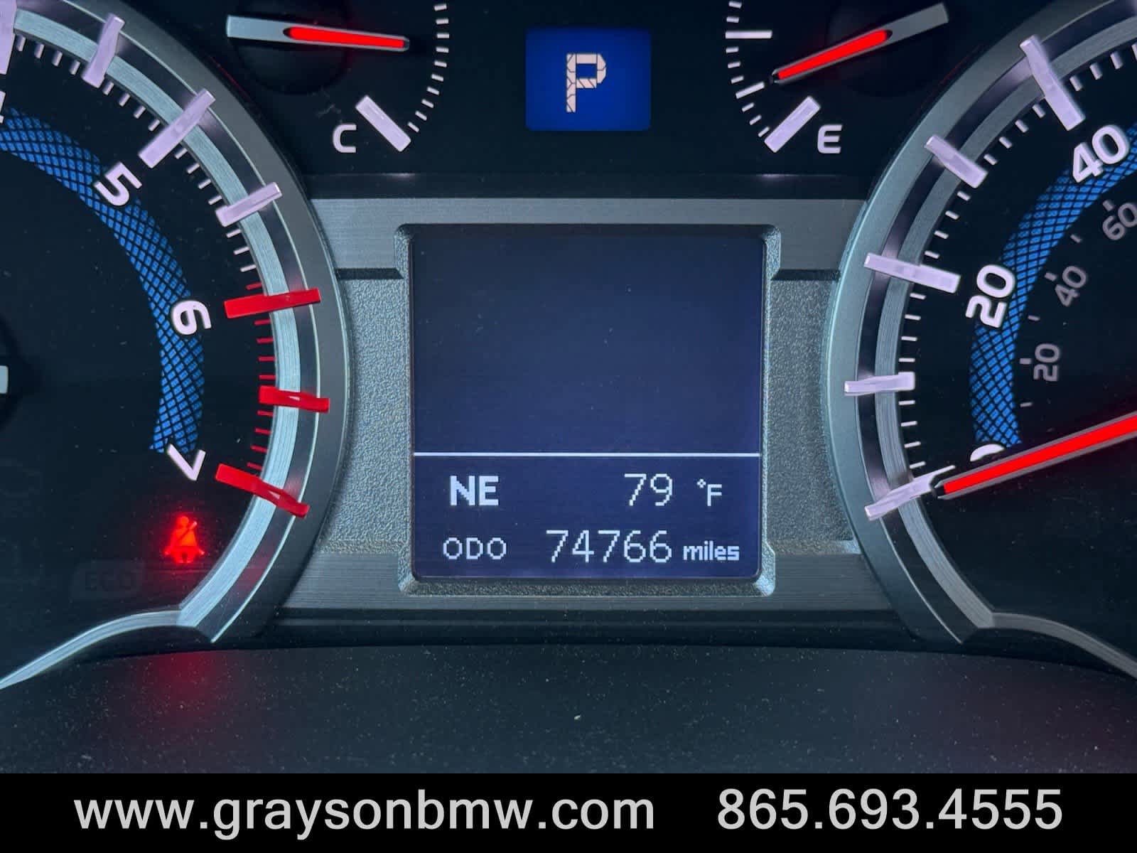 Used 2017 Toyota 4Runner SR5 RWD image 29