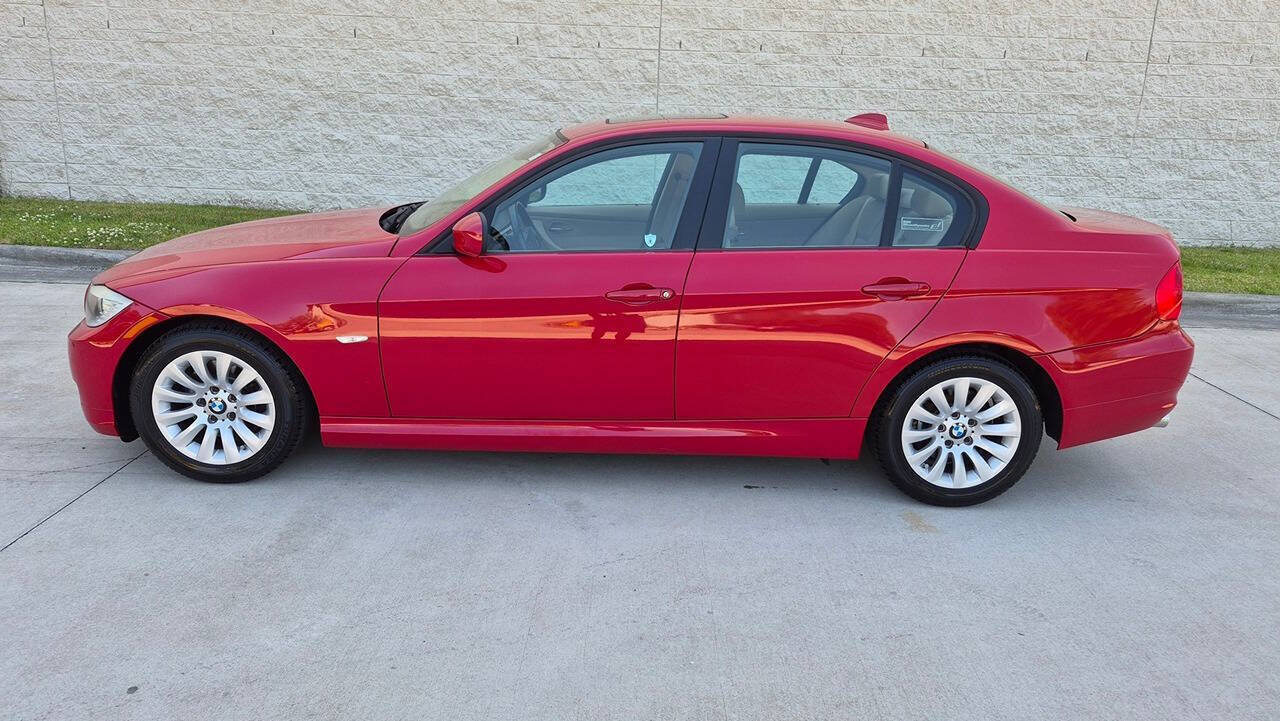 Used 2009 BMW 328i Sedan RWD image 4