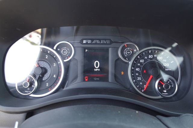New 2025 RAM 3500 4x4 Crew Cab DRW image 19