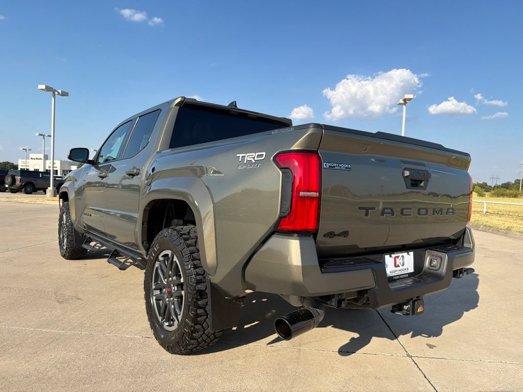 Used 2024 Toyota Tacoma TRD Sport AWD/4WD image 3