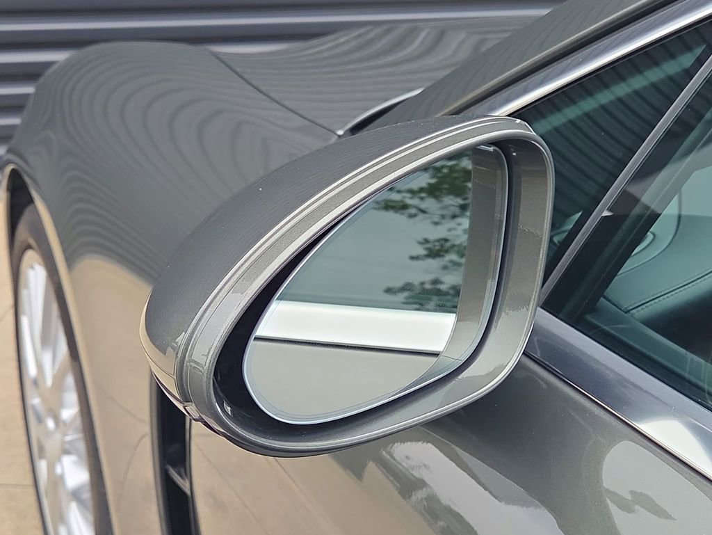 Certified 2022 Porsche Panamera 4S AWD/4WD image 28