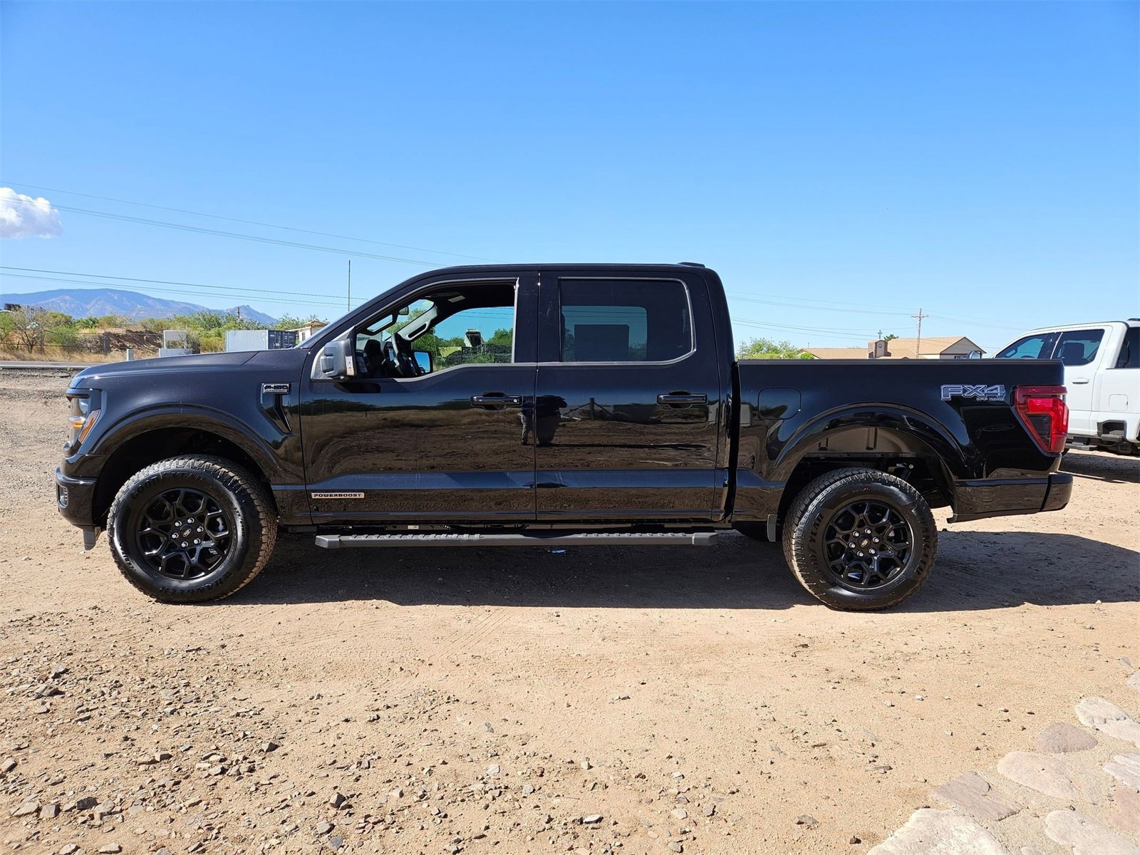 New 2025 Ford F150 XLT w/ Equipment Group 302A MID image 9