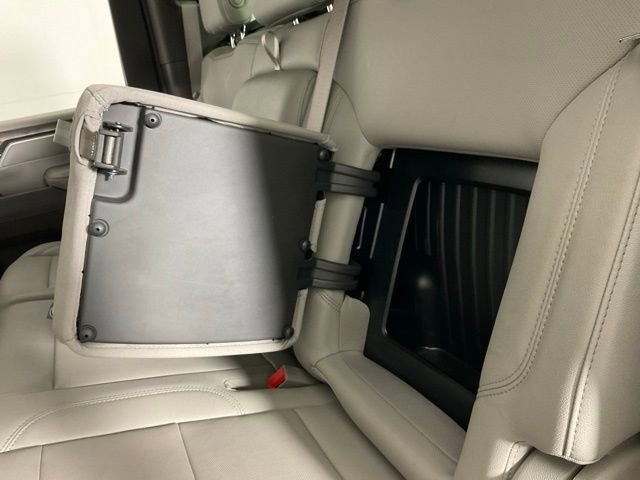 Used 2025 Chevrolet Silverado 2500 LTZ w/ LTZ Convenience Package image 37