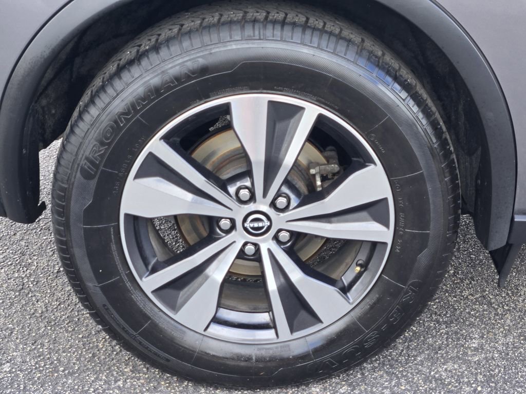 Used 2023 Nissan Murano SV AWD/4WD image 9