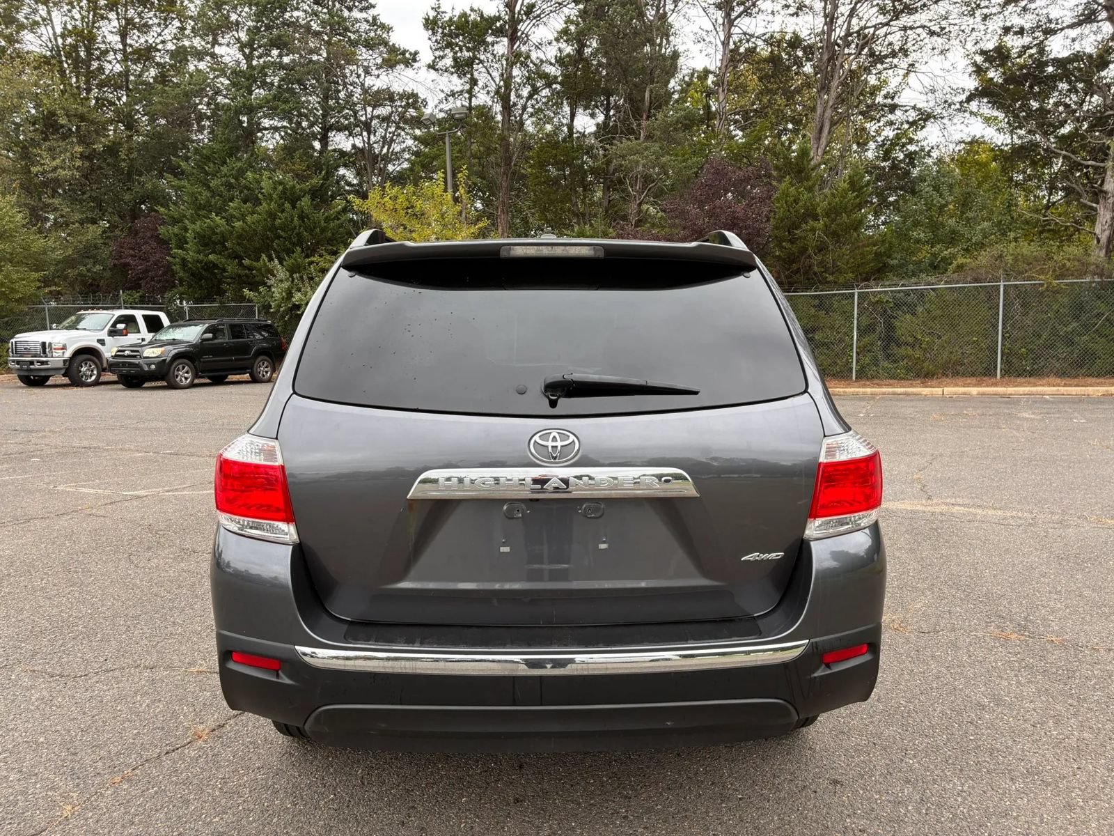 Used 2011 Toyota Highlander 4WD w/ Tech Pkg image 6