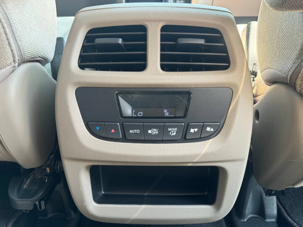 Used 2021 Honda Pilot EX image 20
