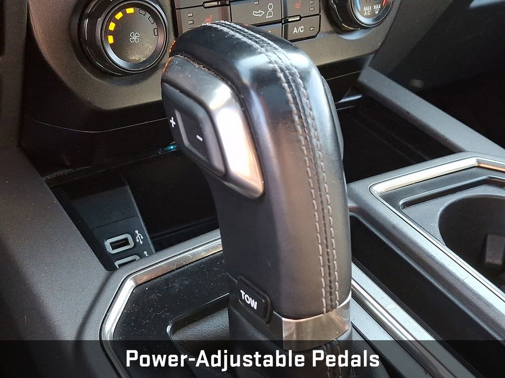 Used 2018 Ford F150 Raptor w/ Exterior Graphics Package image 17