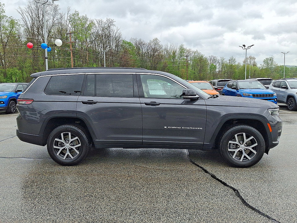 Certified 2025 Jeep Grand Cherokee L Limited AWD/4WD image 26