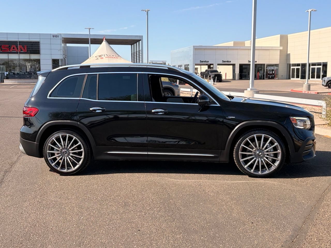 Used 2022 Mercedes-Benz GLB 35 AMG 4MATIC image 7