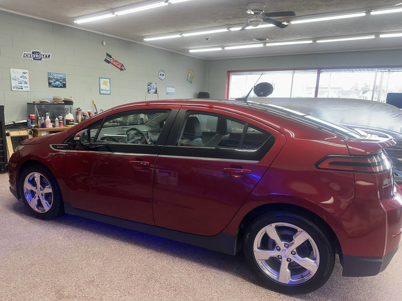 Used 2012 Chevrolet Volt Premium w/ Premium Trim Package image 3
