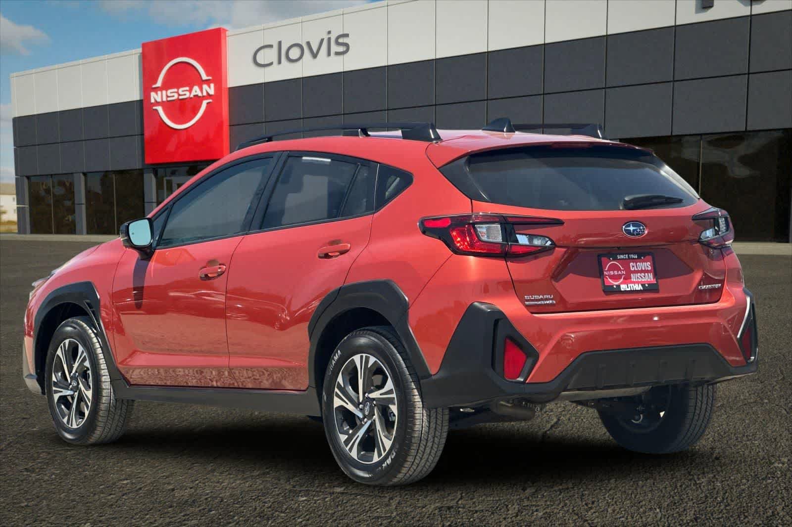 Used 2025 Subaru Crosstrek 2.0i Premium w/ Crosstrek Mirror Package AWD/4WD image 7