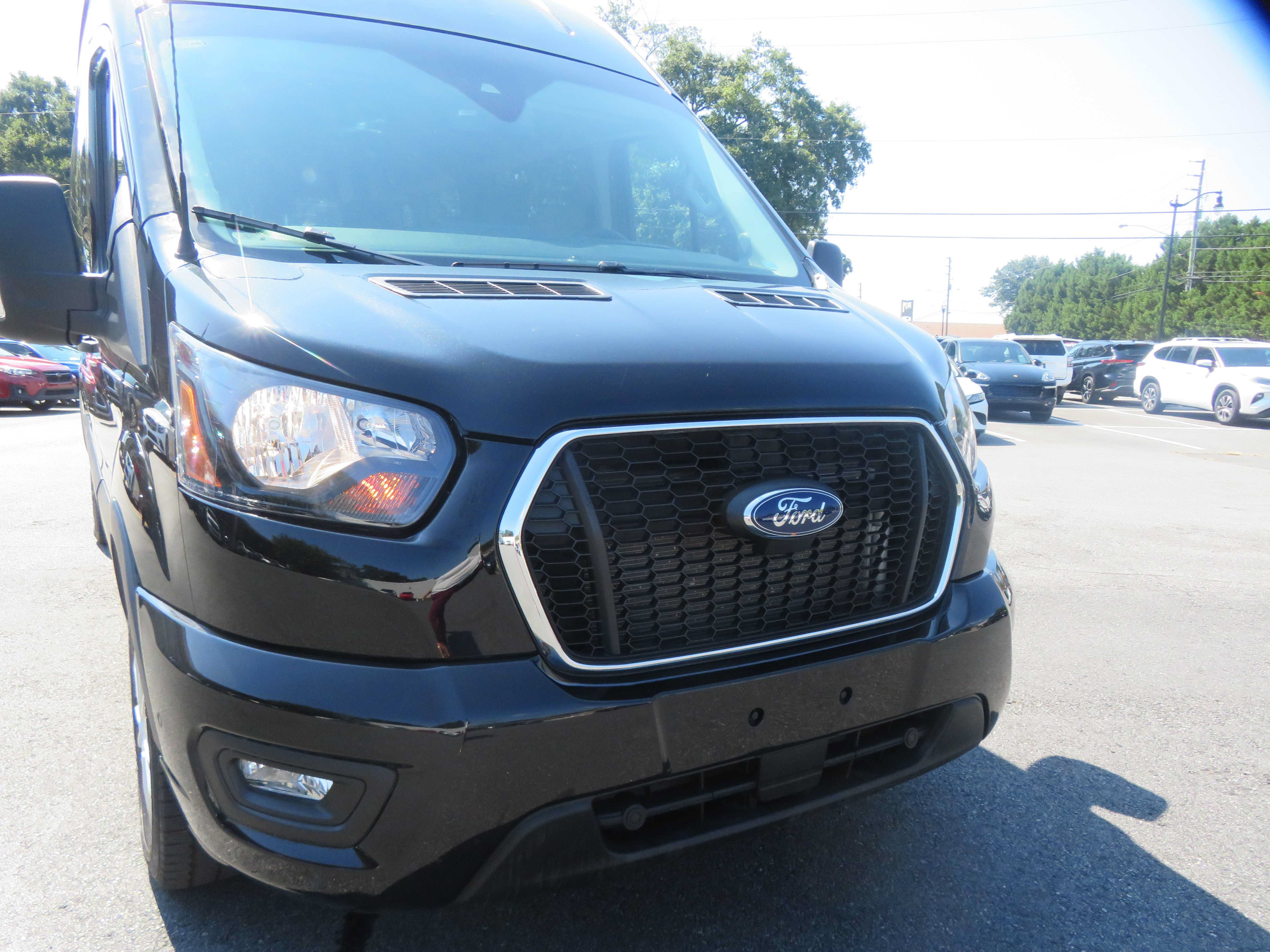 Used 2025 Ford Transit 350 XLT RWD image 60