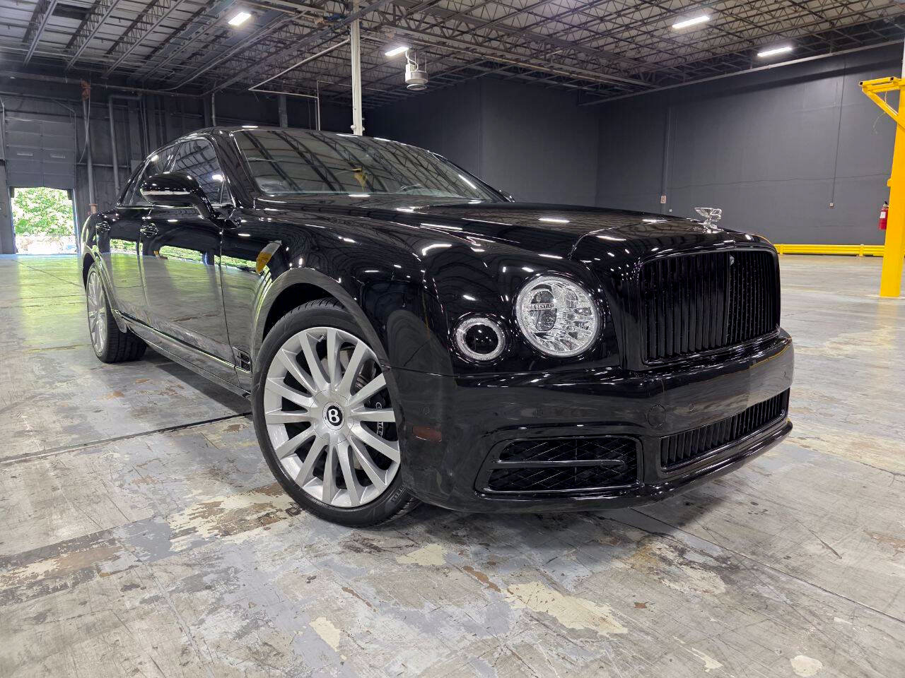 Used 2017 Bentley Mulsanne RWD image 6