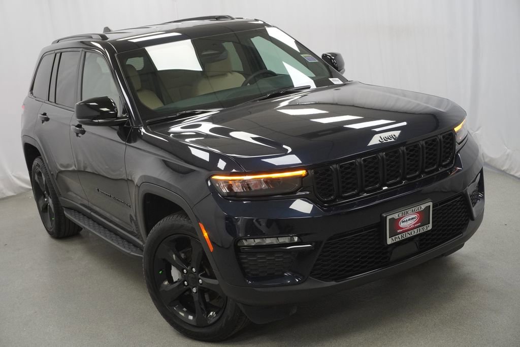 Certified 2024 Jeep Grand Cherokee Limited w/ Black Appearance Package image 9