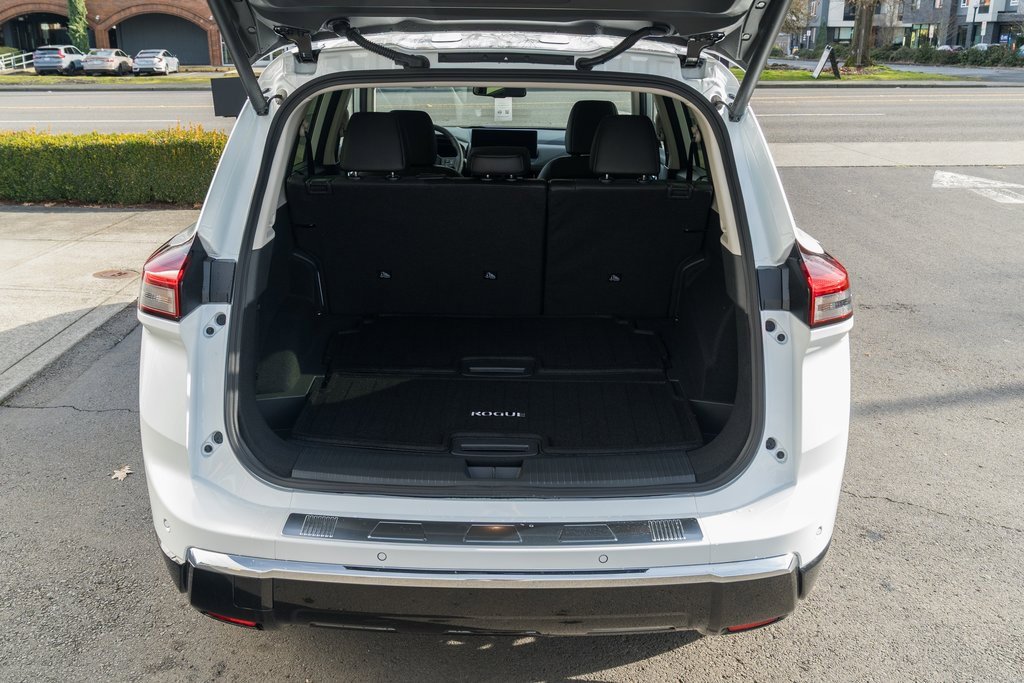 New 2026 Nissan Rogue Platinum image 8