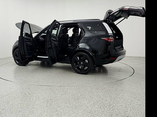 New 2026 Land Rover Discovery Limited Edition AWD/4WD image 12