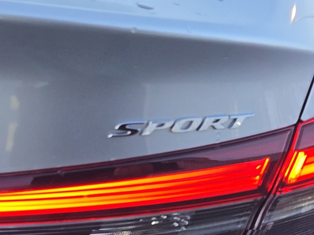 Used 2025 Honda Civic Sport image 7