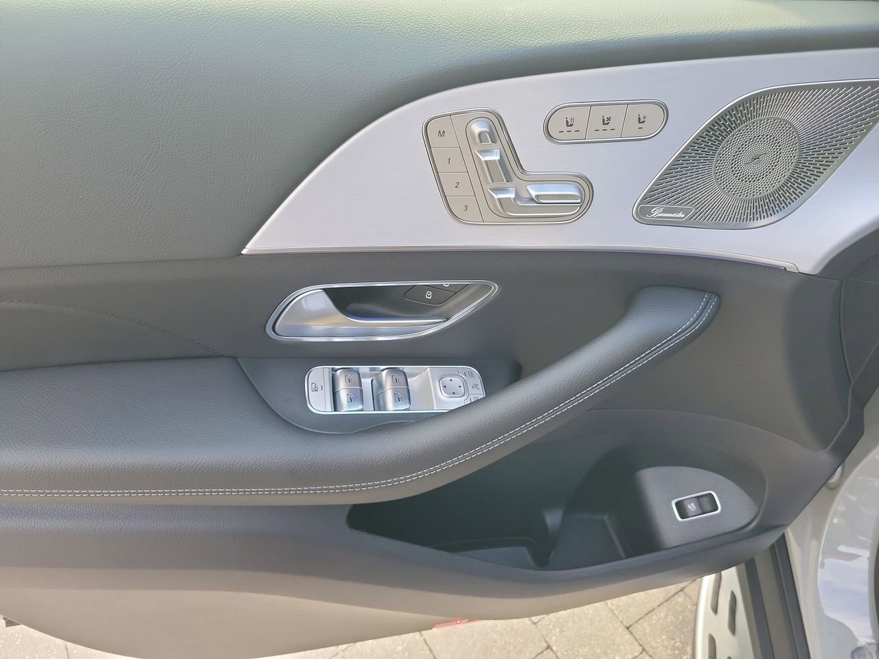 New 2026 Mercedes-Benz GLE 580 4MATIC image 19