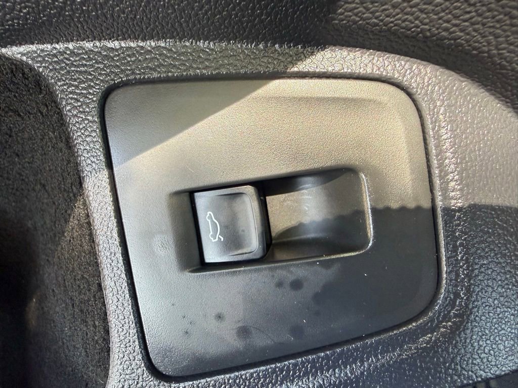 Used 2024 Volkswagen Tiguan SEL R-Line AWD/4WD image 86