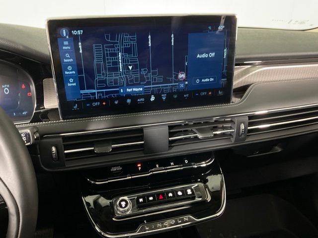 Used 2025 Lincoln Corsair Reserve AWD/4WD image 21