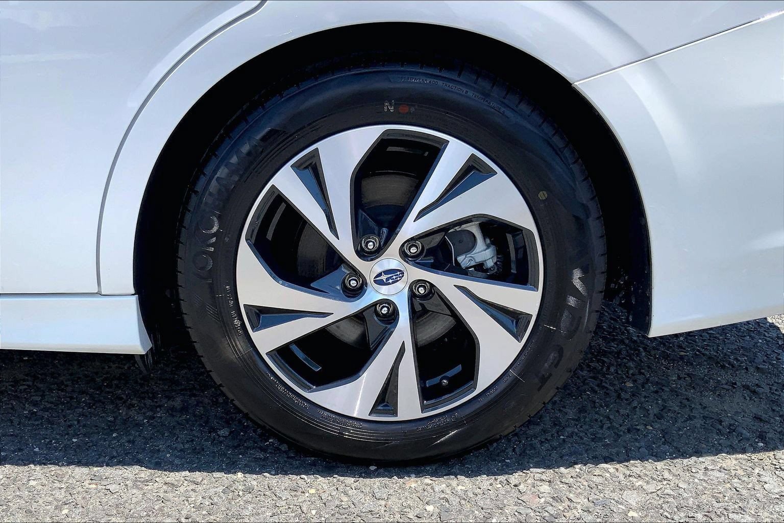 Certified 2025 Subaru Legacy Premium AWD/4WD image 12