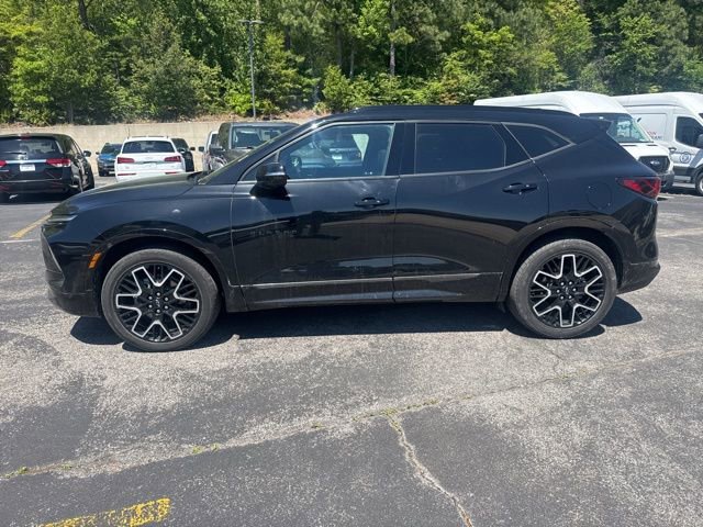Used 2023 Chevrolet Blazer RS w/ Driver Confidence II Package image 4