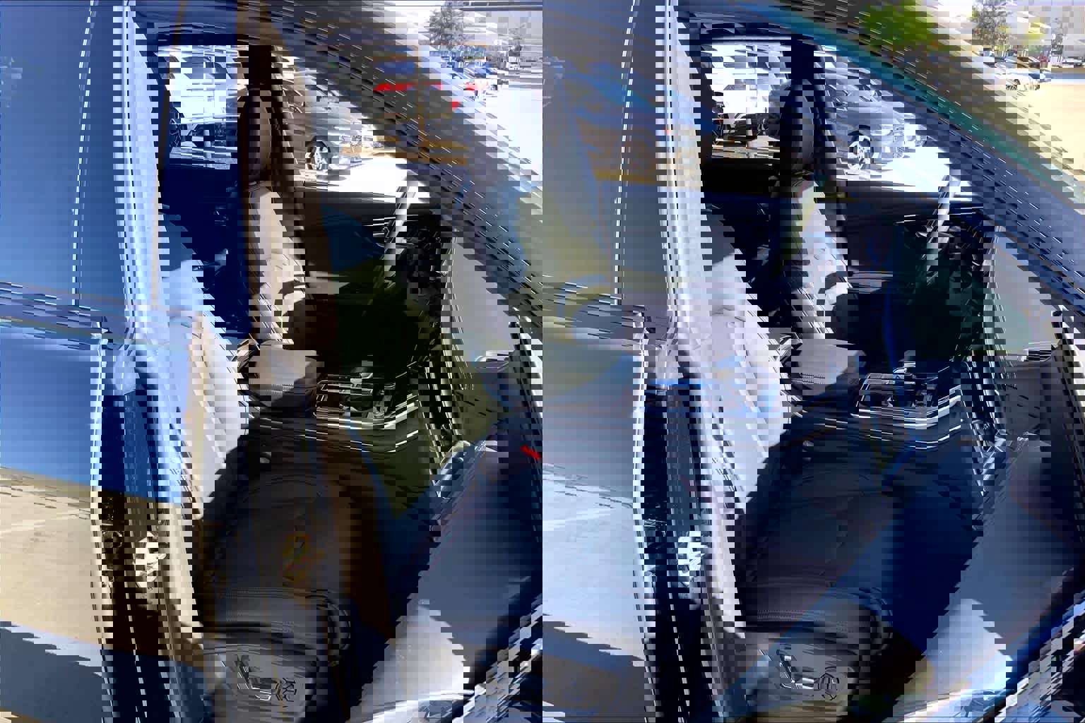 Used 2023 Audi Q8 Prestige w/ Prestige Package image 8