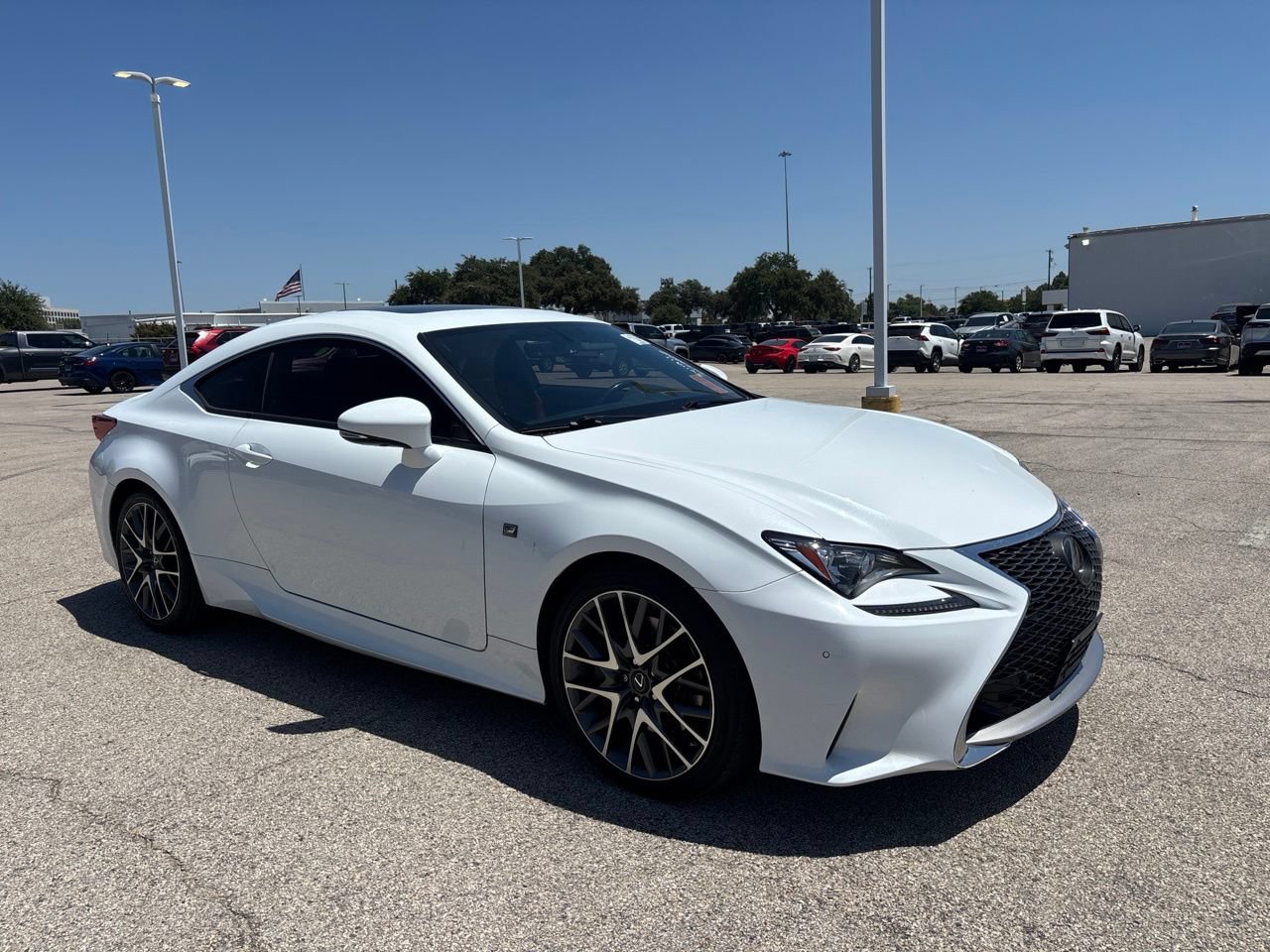 Used 2016 Lexus RC 200t RWD image 3