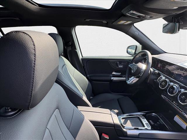New 2026 Mercedes-Benz GLB 250 image 24