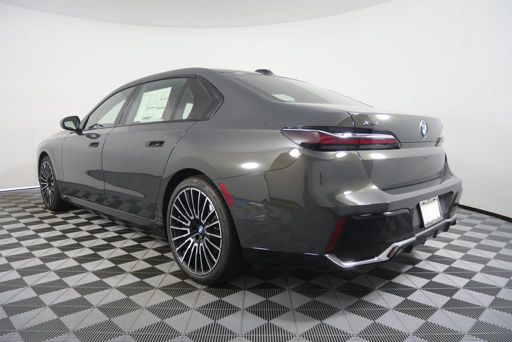 New 2026 BMW 740i xDrive AWD/4WD image 5