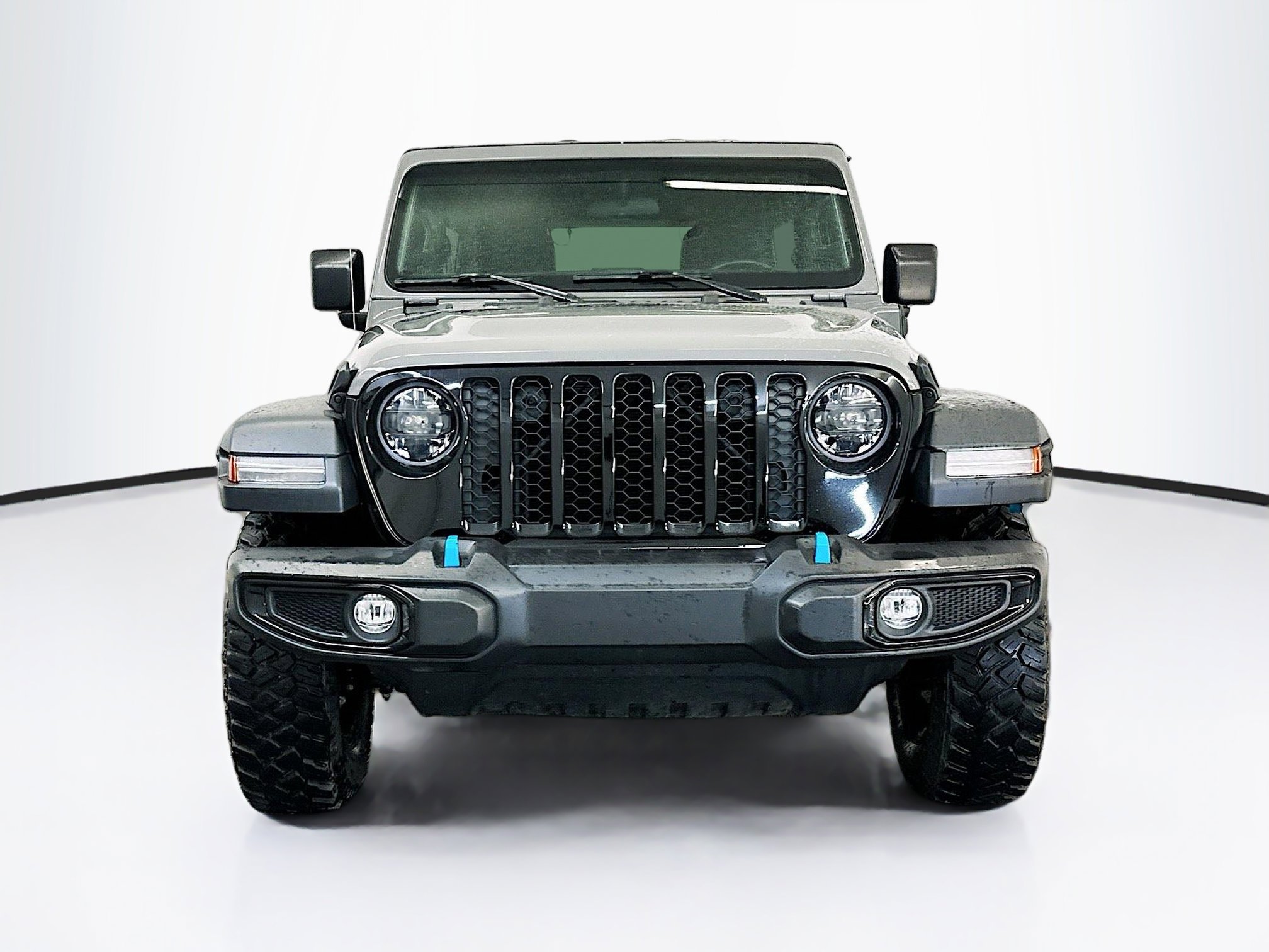 Used 2023 Jeep Wrangler Unlimited w/ Cold Weather Group AWD/4WD image 2