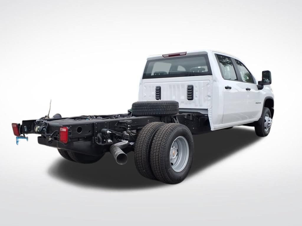 New 2026 Chevrolet Silverado 3500 W/T RWD image 3