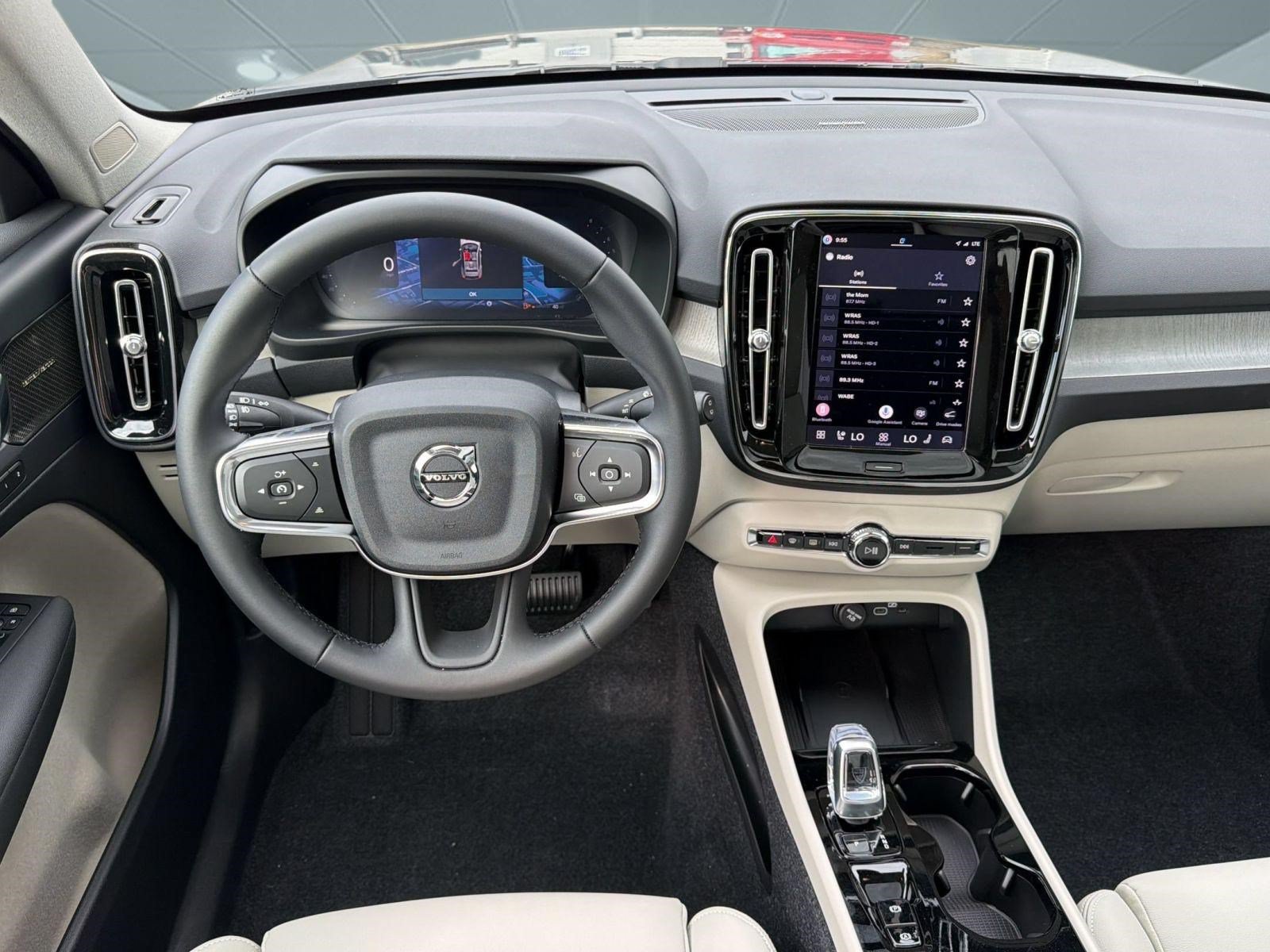 New 2026 Volvo XC40 B5 Ultra w/ Climate Package AWD/4WD image 29