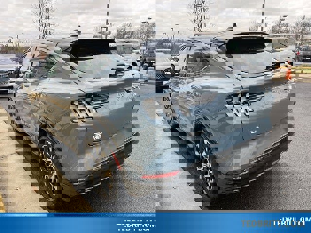 Used 2023 Ford Mustang Mach-E Premium image 6