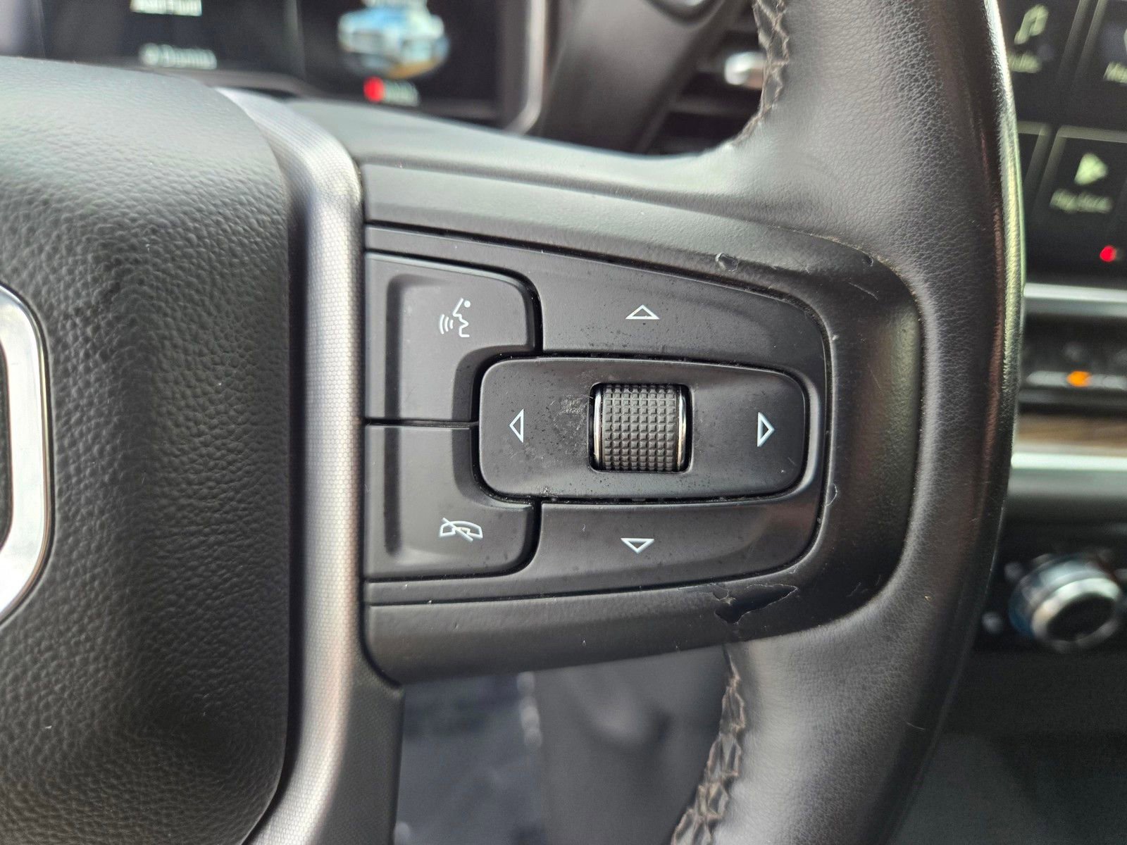 Used 2023 GMC Sierra 1500 Elevation image 17