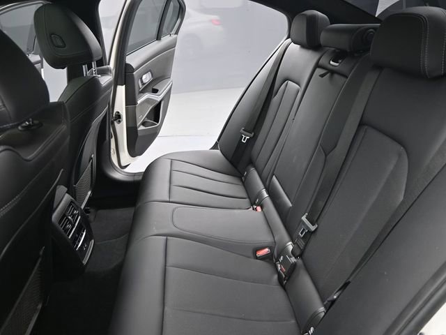 Used 2023 BMW 330i Sedan w/ Premium Package image 20
