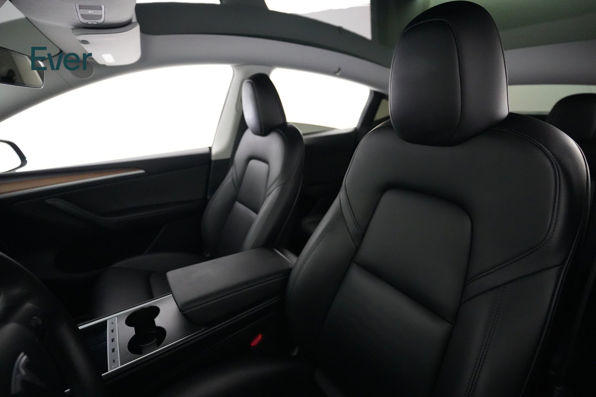Used 2023 Tesla Model Y Long Range AWD/4WD image 4