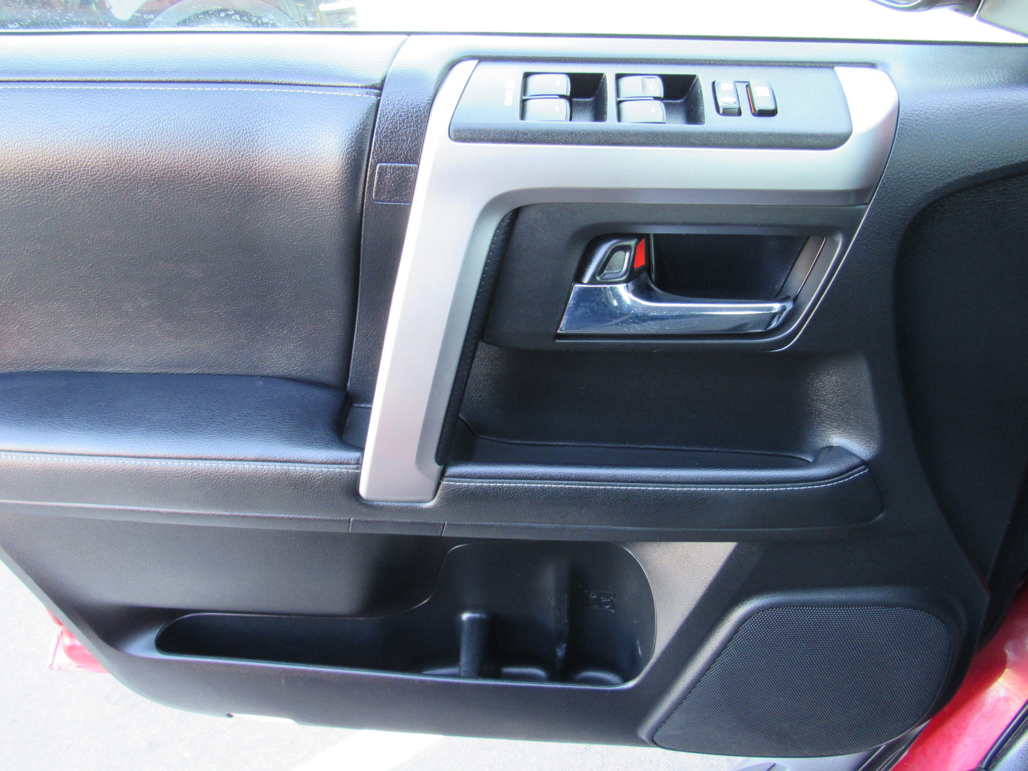 Used 2021 Toyota 4Runner SR5 Premium w/ Moonroof Package AWD/4WD image 12