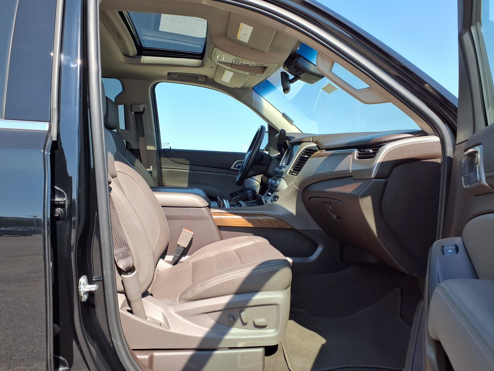 Used 2019 GMC Yukon XL Denali AWD/4WD image 33