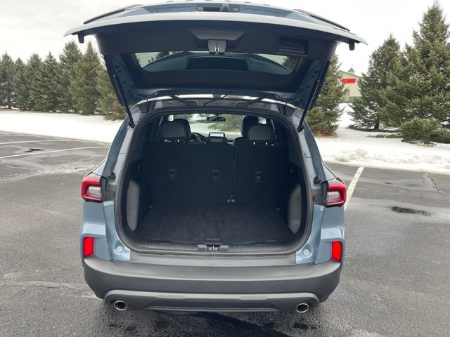 Used 2025 Ford Escape ST-Line image 27