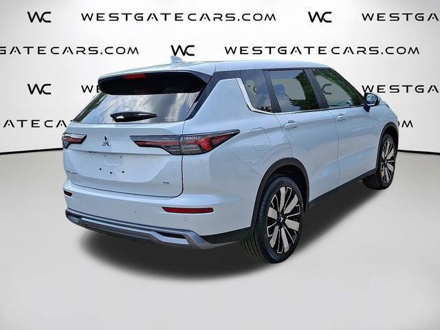New 2025 Mitsubishi Outlander SE image 5