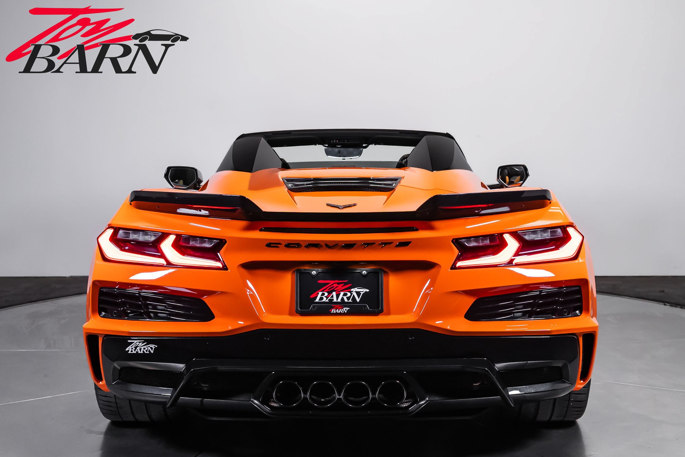 Used 2024 Chevrolet Corvette Z06 w/ Stealth Interior Trim Package RWD image 4